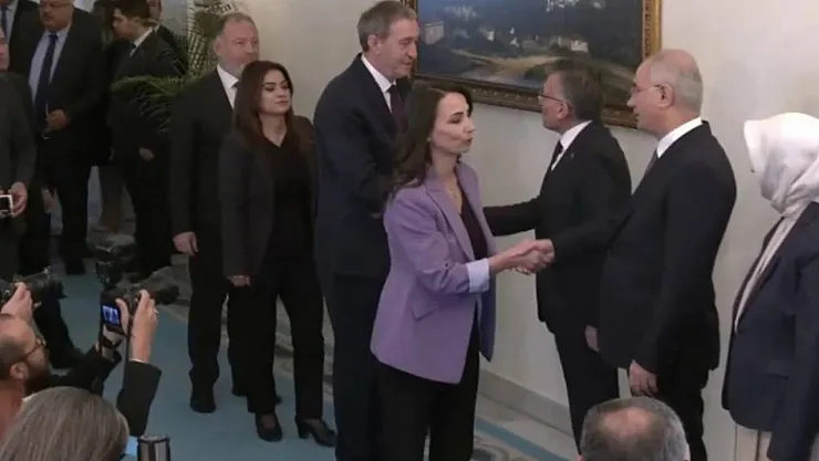 DEM Parti'den AK Parti'ye ziyaret: Gündem PKK'nın feshi ve 10. Yargı Paketi