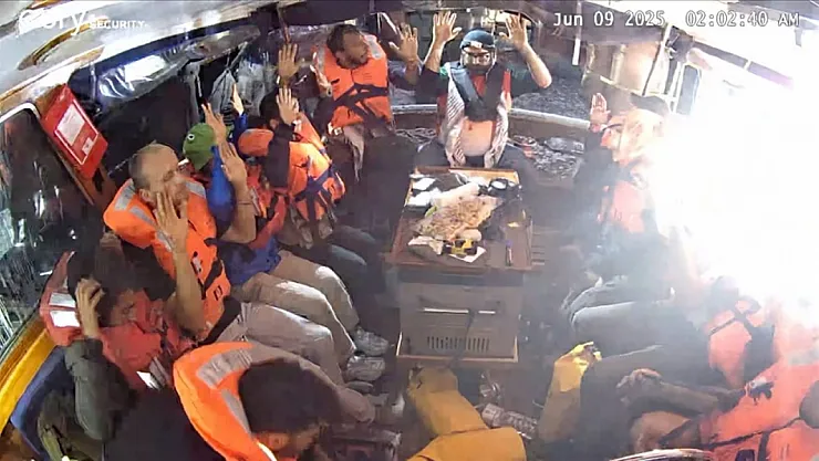 İsrail Ordusu Özgürlük Filosuna müdahale etti