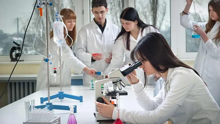 Kimyager nedir, ne iş yapar?