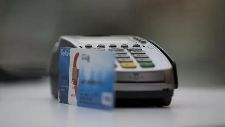 Kredi kartı faizlerinde indirim: Yeni oranlar 1 Ağustos 2025'te yürürlükte