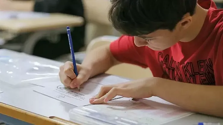 LGS baraj puanı kaç? 2025 liseler en düşük kaç puanla öğrenci alacak?