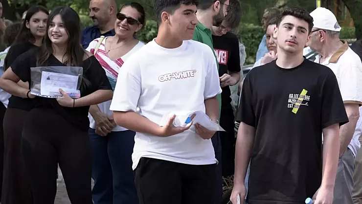 LGS'de 'Soru kitapçığı sızdırıldı' iddiası, MEB cevap verdi