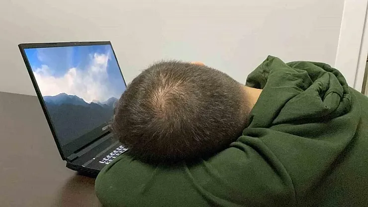 Sosyal medya bağımlılığı, gençlerin uykusunu tehdit ediyor!