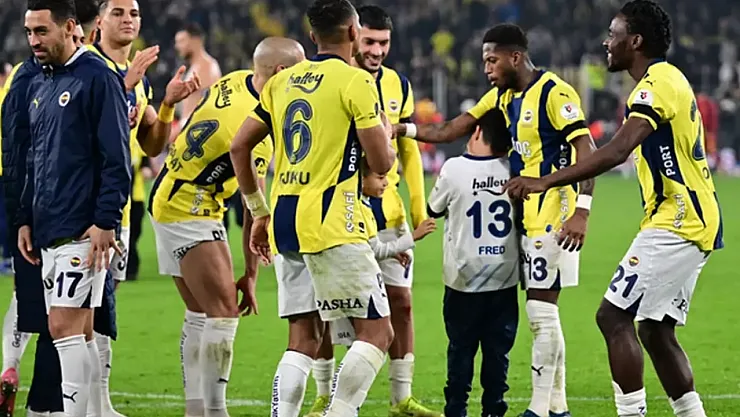Süper Lig'de dev transfer: Fenerbahçe'nin yıldızı Beşiktaş'a gidiyor