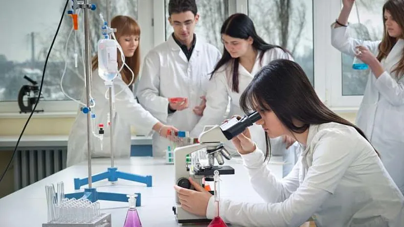 Kimyager nedir, ne iş yapar?