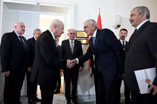 bahceli-nin-tokalasmasiyla-baslayan-pkk-nin-18414794-7241-m.webp