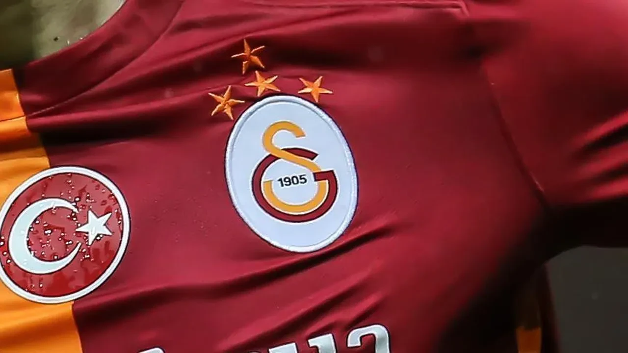 galatasaray-fenerbahce-puan-durumlari-kalan-maclari-super-ligin-bitmesine-12-hafta-ka-3205608-202503021957-1.webp