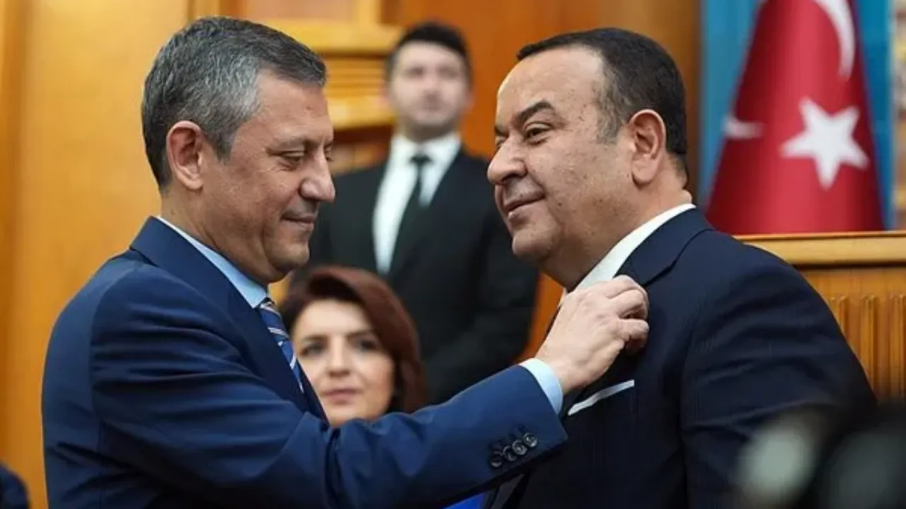 adnan-beker-kimdir-iyi-partili-adnan-beker-chpye-katildi-3205990.webp