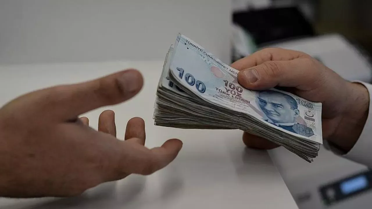 borc-kapatma-kredisi-mujdesi-geldi-tum-odemelerinizi-bir-araya-toplayin-butcenize-gor-3207966-202503141408-2.webp