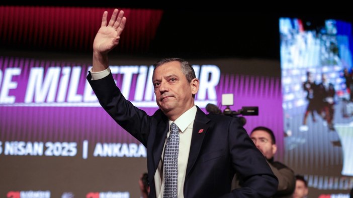chpde-degisim-ozgur-ozel-tek-aday-uysal-cekildi-002.jpeg
