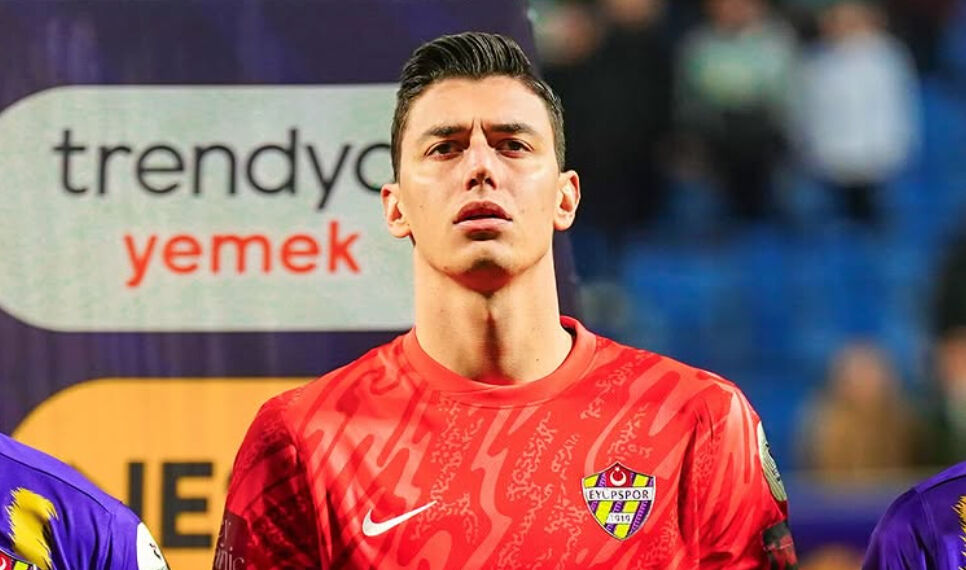 musleranin-yerine-surpriz-isim-galatasarayin-radarindaki-berke-ozer-kimdir-kac-yasinda-istatistikleri-nasil-17449004203082-4.jpg